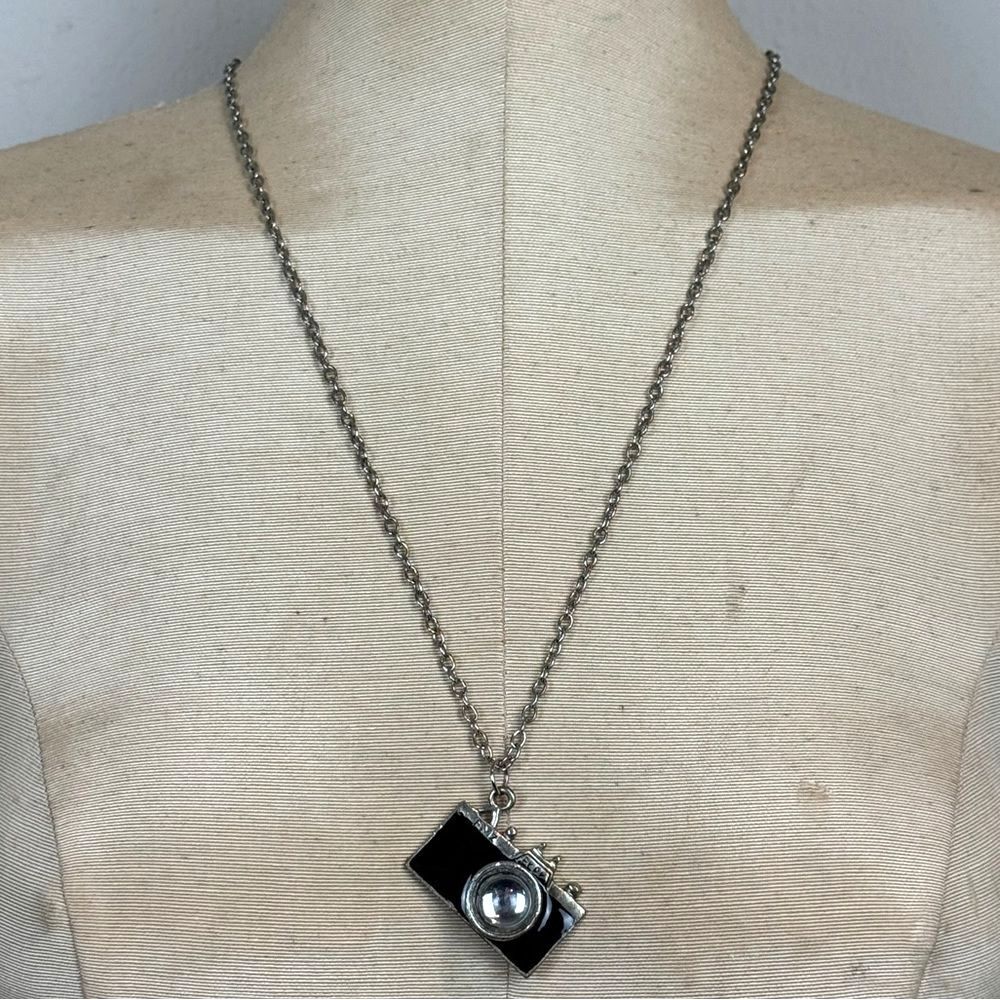 Silver Tone Chain Camera Pendant Necklace 26”